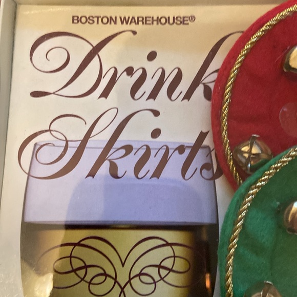 Boston Warehouse Vintage Holiday Drink Skirts with Bells: 2 sets of 6 - Picture 3 of 7